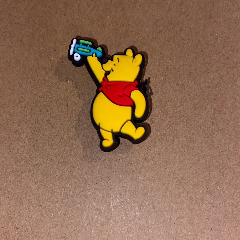 🐊6/$12🐊 Winnie the Pooh Croc Charm
